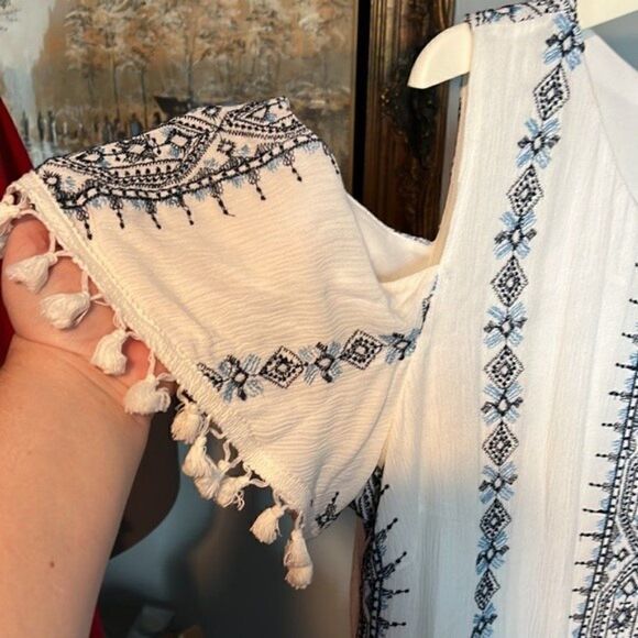 Studio One Ivory Cold Shoulder Dress  - Size 2X - Picture 4 of 7